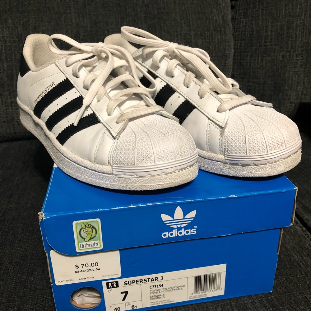 Adidas Superstar